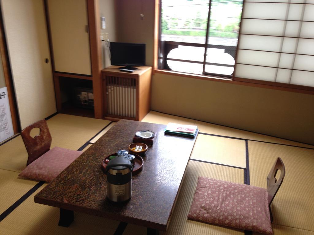 Gero Onsen Masuya Hotel Takayama  Buitenkant foto